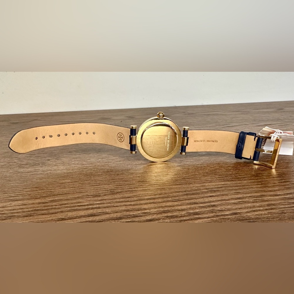 New Tory Burch Women's Classic T Navy Leather Strap Watch 36mm - Picture 8 of 12